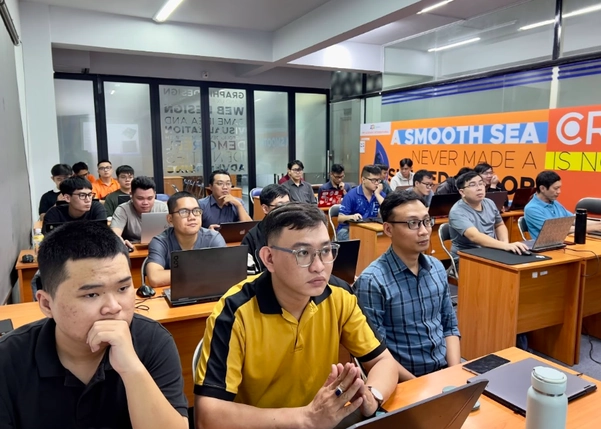 Người học nên ưu tiên AI và dữ liệu nếu có thế mạnh về toán, lập trình.